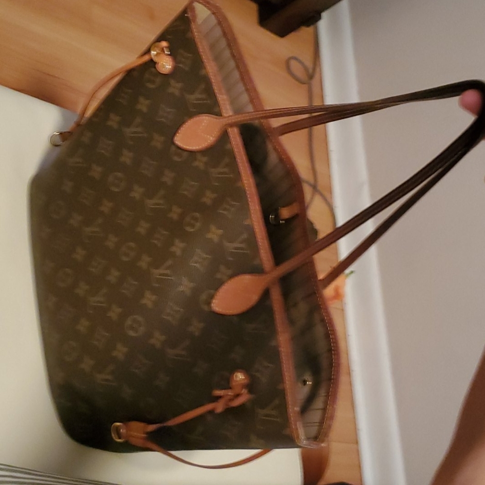 Louis Vuitton Neverfull MM